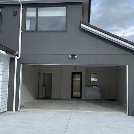 Newly Built House Villa Lower Hutt Bagian luar foto